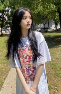 身材籤細 S曲線 小蠻腰 獨特的迷人氣質  毛毛 160cm 47kg C+奶 22歲