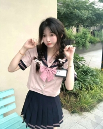 幼齒貧乳小隻馬  青春洋溢  可愛160cmC奶19歲