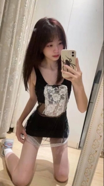 服務青澀 愛愛次數少 下面粉嫩多汁  可蘭 157 B 20歲