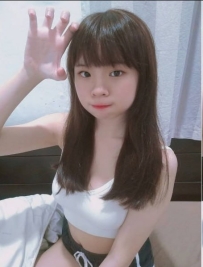 高甜不貴 鄰家小學妹  冰冰 160.45.小C.21歲  很青澀