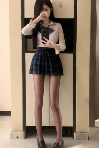 清純黑絲jk妹 性慾超重 【欣怡】：158/43/B奶