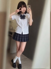 清純係鄰家女孩 床上超級淫蕩服務很贊 很會挑逗