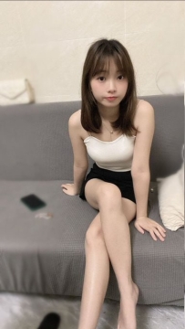 小騷貨 大長腿 皮膚白晢  #互動好  #可全程無套C奶  20歲