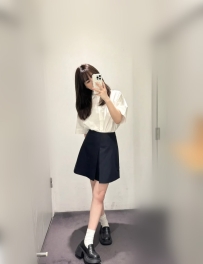 奶兔 160｜45｜B｜21歲小鹿亂撞的fu 兔兔真的很剛好