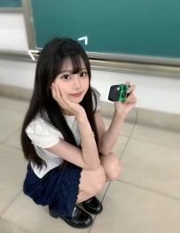 妮子 155cm 44kg Ccup 20歲  騷妹 不是很貴 粉紅逼逼 有圖有真相喔