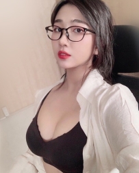 情婦系自拍福利放送  知音  164cm.48kg.D奶.28歲