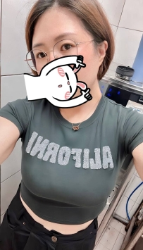 無論是口腔護理還是打針遊戲  極品護理師 白白  160.D.48.28歲