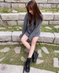 清純學生妹「水汪大眼＋修長雙腿」雨晴 157.C.43.21歲