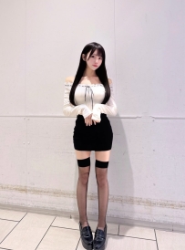 清純黑丝美腿學生妹兼職      詠美 164 47kg D 20歲