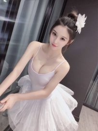 膚白清純  聲音甜美溫柔有女友FU甜甜  164   C+奶  45kg   23歲