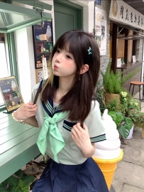 在校學生妹 清純 陽光 運動型   單身 妮子  158.B.45.19歲