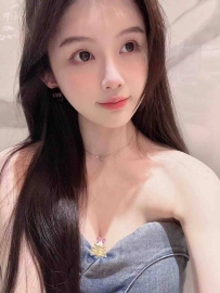 曉婷160.D.46.22歲  皮膚白皙滑嫩 口技一流 會輕輕挑逗你的敏感處，