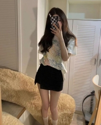 幼齒妹兒 155cm.B+cup.43kg.20歲粉色甜心少女 白嫩皮膚 天真可愛