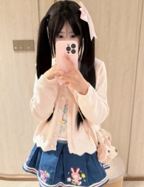 奶茶 151.41.B.18歲  在校學生 蘿莉可愛 經驗很少