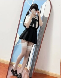 剛滿19歲的學生妹妹  外貌很幼齒可愛哦    學生裝扮 非常...