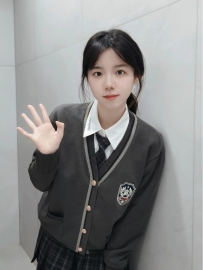 布雷  160cm.46kg.Ccup.19歲 想賺點錢補貼家用 麻煩各位有心的哥哥可幫忙贊助一下❤️