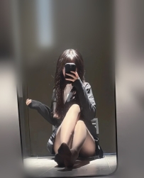 首次兼職學生妹  臉嫩得像高中生 皮膚滑嫩香氣乾淨