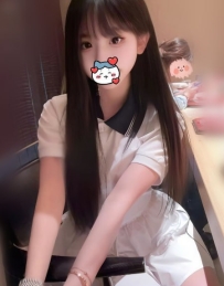 在校生 清純誘惑無法抗拒 純真無瑕的外型 甜美笑容讓你心跳加速