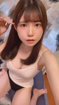 大眼小隻馬，可可愛愛傻傻怪怪  流星 156cm/小D/46kg/22歲